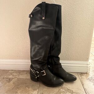 Black Boots